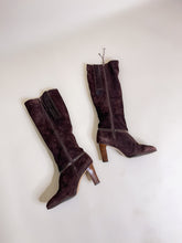 Load image into Gallery viewer, 70s Suede Knee High Boots | 7-7.5
