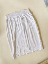 Load image into Gallery viewer, 80s Thierry Mugler White Pencil Skirt | 26w
