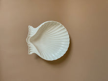 Load image into Gallery viewer, 1980s Ceramic White Seashell Dish
