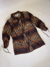 Load image into Gallery viewer, 90s Ombre Animal Print Ruched Sleeve Top | XL
