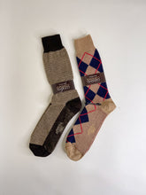 Load image into Gallery viewer, 70s Brown Zig Zag Socks | Size 10-13
